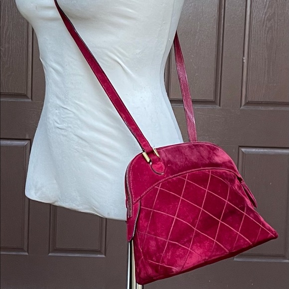 Salvatore Ferragamo Handbags - Salvatore Ferragamo vintage red suede quilted handbag